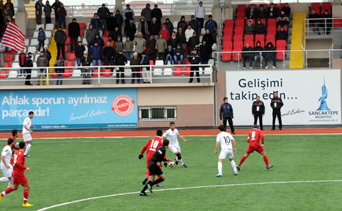 Spor Toto 3.lig 2.Grup'ta mcadele eden skdar temsilcisimiz Beylerbeyispor, deplasmanda Sancaktepe Belediyespor ile karlat.