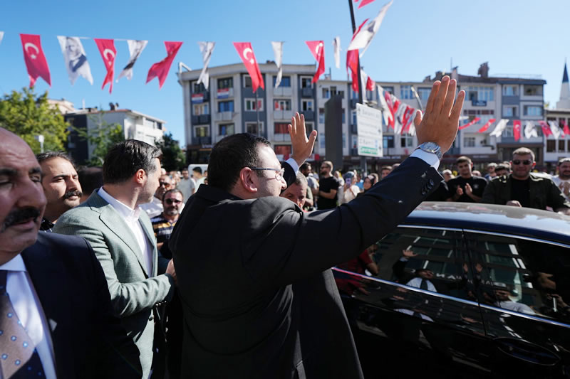 �sk�dar Belediye Ba�kan Vekili D�ndar Ziya G�ltekin G�reve Ba�lad�