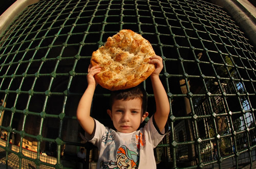 Ramazan'da skdar ve ocuk : Nevzat Yldrm