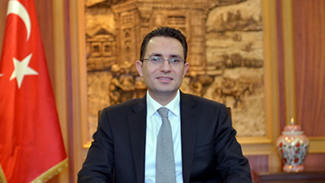 Sedat Ayy�ld�z Kimdir?