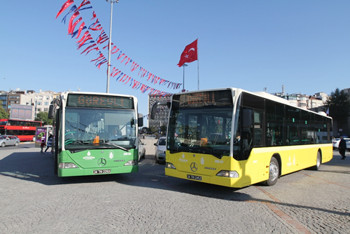 ETT filosunda bulunan otobslerin rengi yeniden belirleniyor. Otobslerin yeni rengini stanbullular seecek