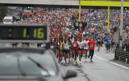 33. Avrasya Maratonu'na yal havaya ramen stanbullular youn ilgi gsterdi