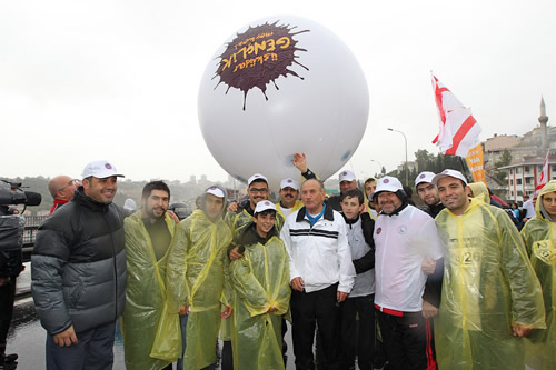 33. Avrasya Maratonu'na yal havaya ramen stanbullular youn ilgi gsterdi