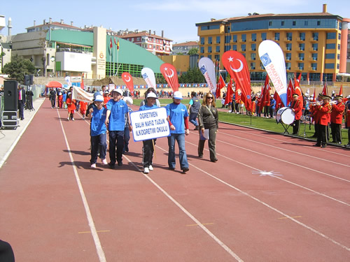 zel Sporcular engel tanmayarak kyasya yartlar