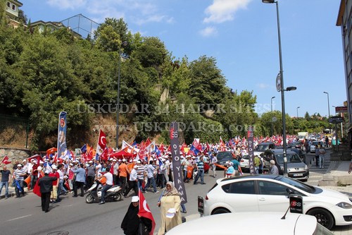 skdar ''Milli radeye Sayg'' iin yollara dt