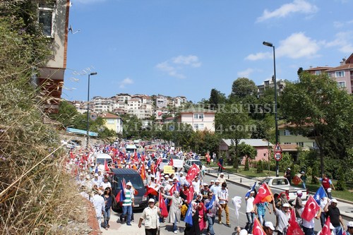 skdar ''Milli radeye Sayg'' iin yollara dt