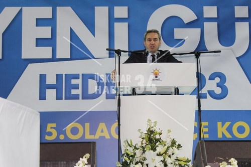 AK Parti skdar 5. Olaan Kongresi'nden Kareler