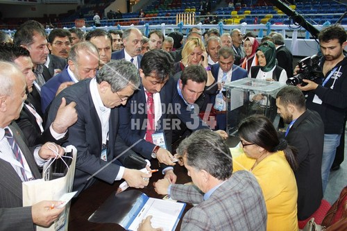 AK Parti skdar 5. Olaan Kongresi'nden Kareler