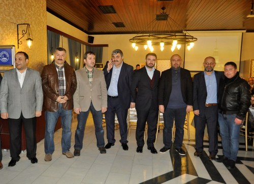 AK Parti skdar'n eskimeyen tekilat yeleri birlik, beraberlik ve vefa gecesinde bulutu