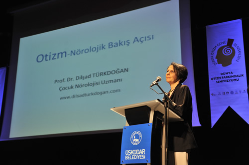 Akademik Dnya Otizm in skdar'da Bir Araya Geldi