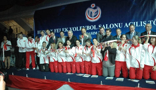 Yeni Burhan Felek Voleybol Salonu gz kamatrd