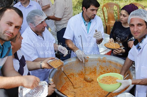 Cide Souksu Dernei 15. Geleneksel Piknik leni Kent Orman'da gerekleti