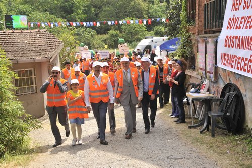 Dnya evre Gnllleri skdar Kuzguncuk Bostan'nda Bir Araya Geldi