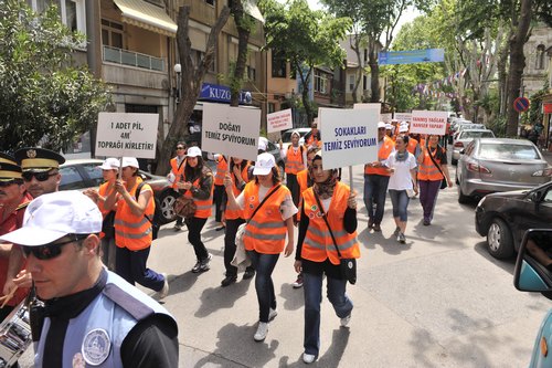 Dnya evre Gnllleri skdar Kuzguncuk Bostan'nda Bir Araya Geldi