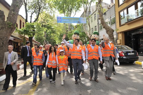 Dnya evre Gnllleri skdar Kuzguncuk Bostan'nda Bir Araya Geldi