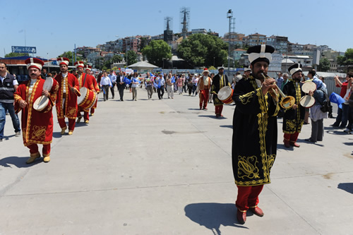 Dnya Okcular skdar'da Bulutu