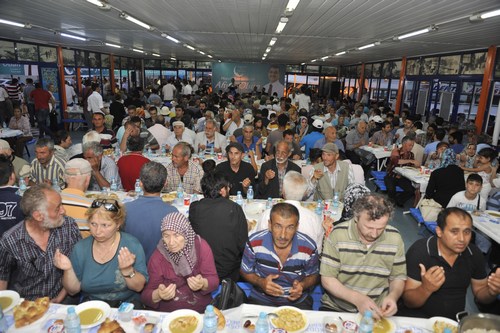 Ramazan skdar'da Bir Baka Gzel