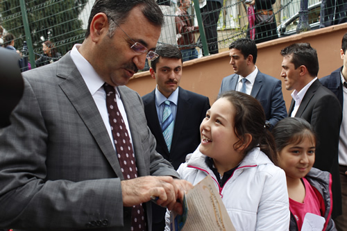 skdar Belediyesi'nden bir ilk daha: Fevziye Meri ocuk Akademisi