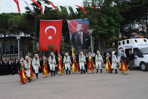 stanbul'un kurtuluu'nun 87. yl dnm skdar'da kutland