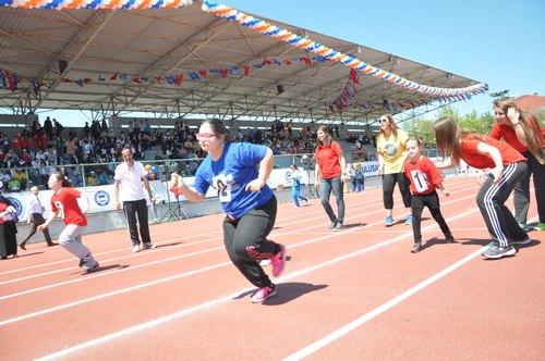 9. zel Sporcular Atletizm Yarmalar balad