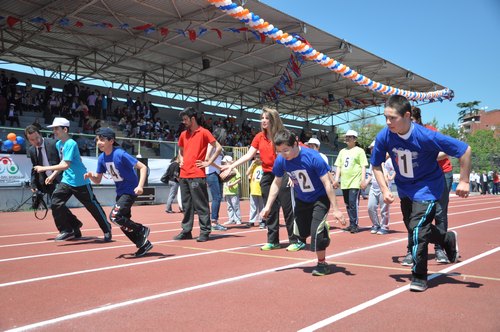 9. zel Sporcular Atletizm Yarmalar balad