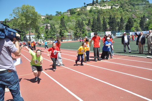 9. zel Sporcular Atletizm Yarmalar balad