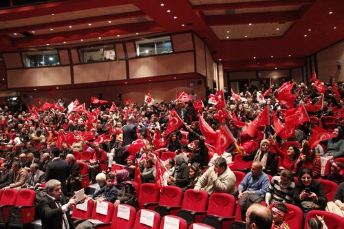 MHP Genel Bakan Devlet Baheli, skdar'da dzenlenen Meclis yesi tantm programna katld