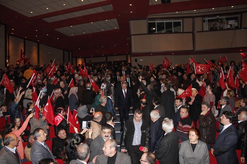 MHP Genel Bakan Devlet Baheli, skdar'da dzenlenen Meclis yesi tantm programna katld