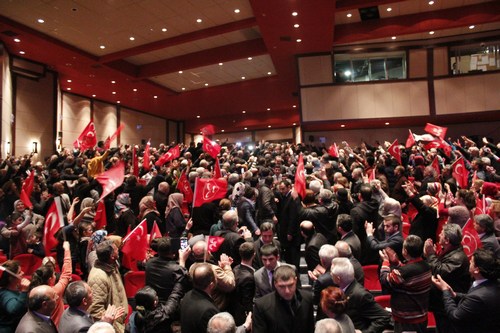 MHP Genel Bakan Devlet Baheli, skdar'da dzenlenen Meclis yesi tantm programna katld