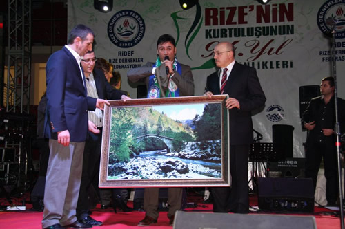 Rize'nin dman igalinden kurtuluunun 94. yldnm skdar'da kutland