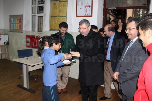 Hilmi Trkmen engelky lkokulu bayrak trenine katld