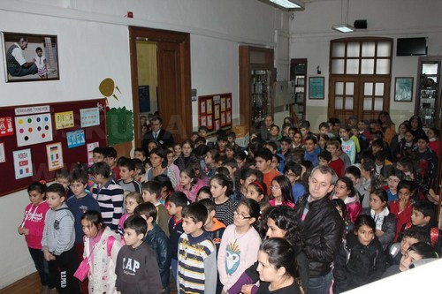 Hilmi Trkmen engelky lkokulu bayrak trenine katld