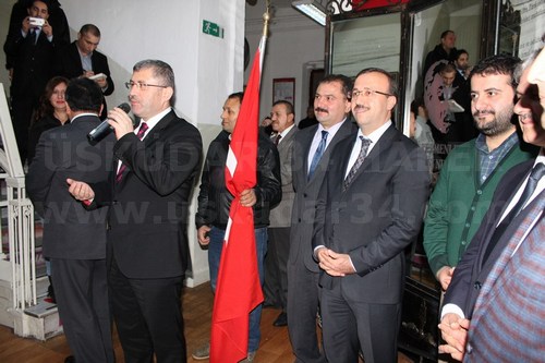 Hilmi Trkmen engelky lkokulu bayrak trenine katld