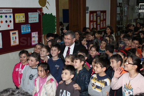 Hilmi Trkmen engelky lkokulu bayrak trenine katld