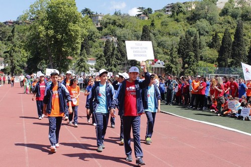 8. Ulusal zel Sporcular Atletizm enlii al treni