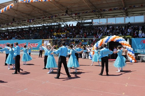 8. Ulusal zel Sporcular Atletizm enlii al treni