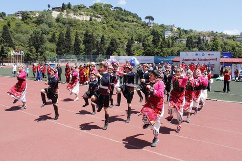 8. Ulusal zel Sporcular Atletizm enlii al treni