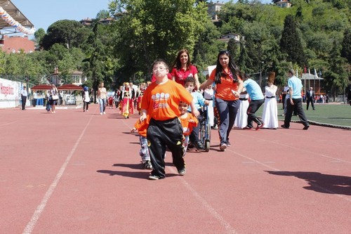 8. Ulusal zel Sporcular Atletizm enlii al treni