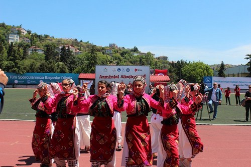 8. Ulusal zel Sporcular Atletizm enlii al treni