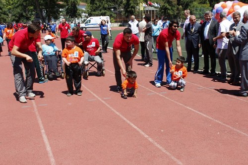 8. Ulusal zel Sporcular Atletizm enlii al treni