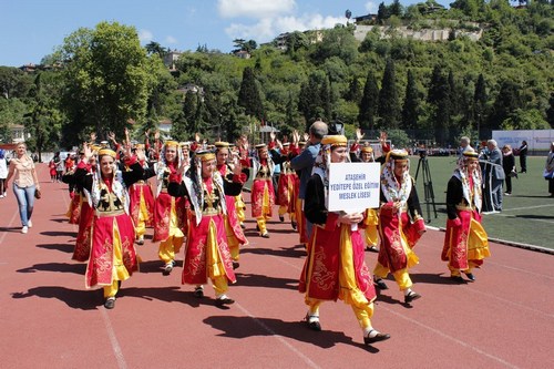 8. Ulusal zel Sporcular Atletizm enlii al treni