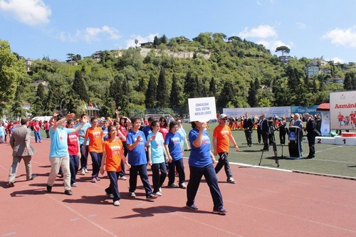 8. Ulusal zel Sporcular Atletizm enlii al treni