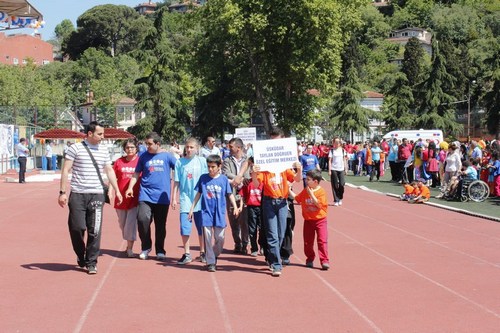 8. Ulusal zel Sporcular Atletizm enlii al treni