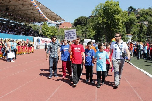 8. Ulusal zel Sporcular Atletizm enlii al treni