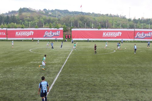 skdar Anadolu 1908 Spor Kulb 3. Lig 3. Grup'ta 2014-2015 sezonu ampiyonu oldu