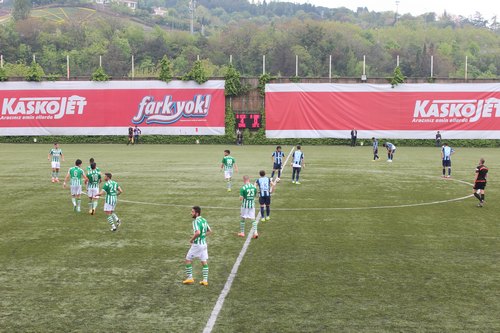 skdar Anadolu 1908 Spor Kulb 3. Lig 3. Grup'ta 2014-2015 sezonu ampiyonu oldu