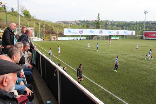 skdar Anadolu 1908 Spor Kulb 3. Lig 3. Grup'ta 2014-2015 sezonu ampiyonu oldu