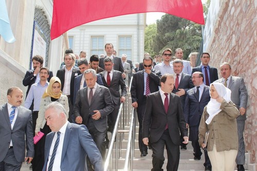 skdar Aziz Mahmut Hdayi Camii restore edilerek yeniden ibadete ald