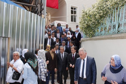 skdar Aziz Mahmut Hdayi Camii restore edilerek yeniden ibadete ald