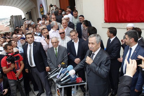 skdar Aziz Mahmut Hdayi Camii restore edilerek yeniden ibadete ald